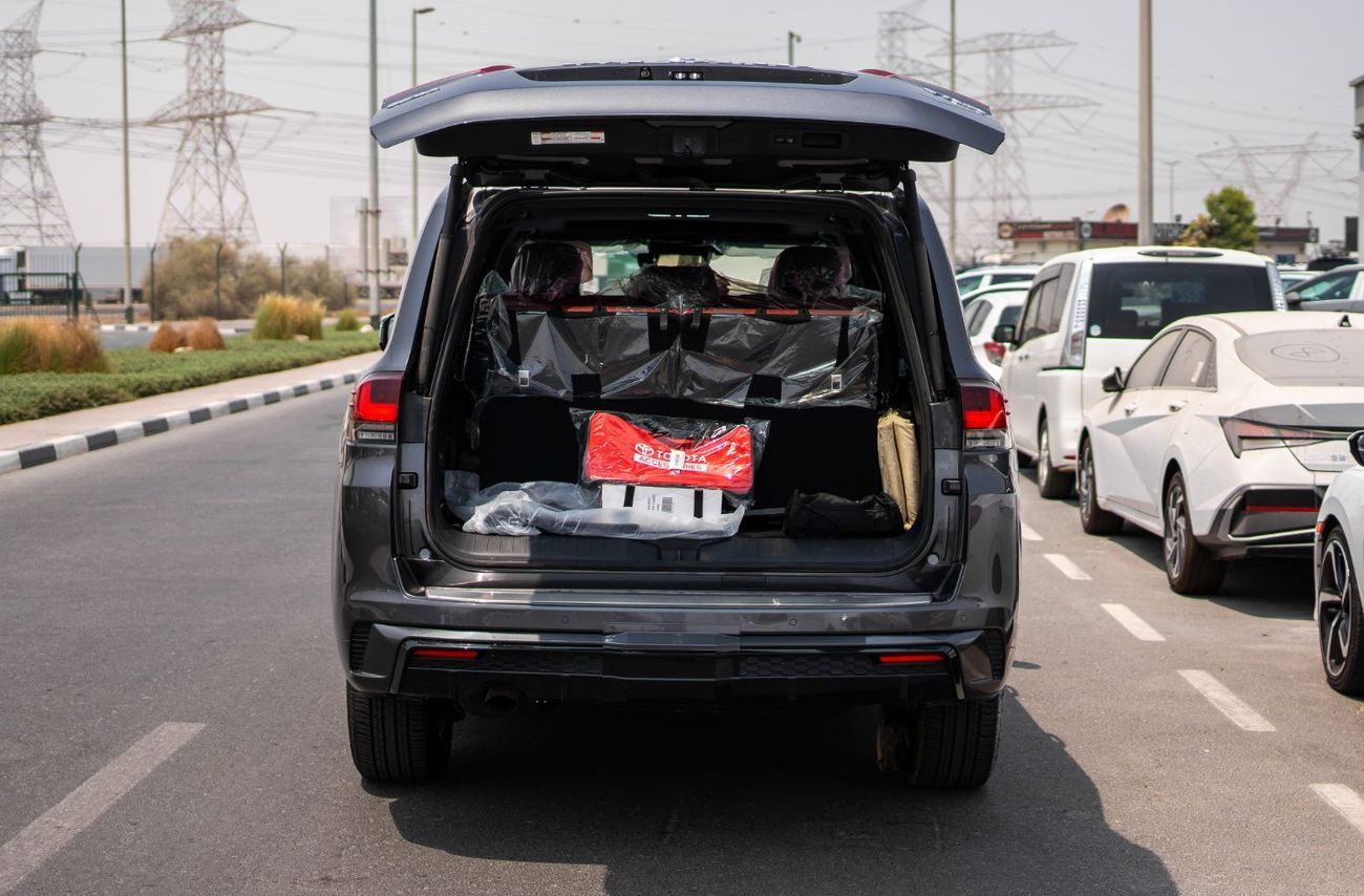 تويوتا لاند كروزر 2025 Toyota Land Cruiser VXR 3.5L Twin Turbo AT Petrol (Gray)