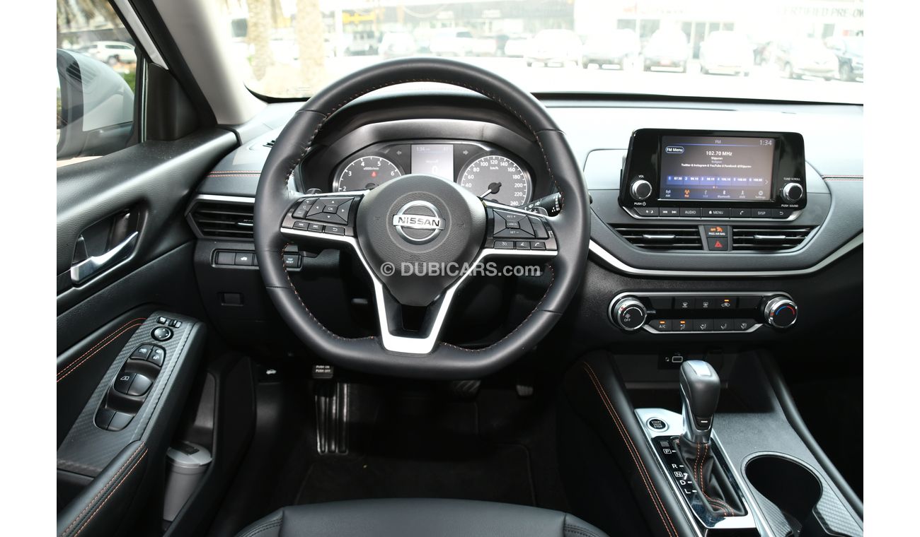 Nissan Altima 2.5L SR SPORT - 2019 - GCC SPECS - 5 YEARS WARRANTY - BANK LOAN 0 DOWNPAYMENT -