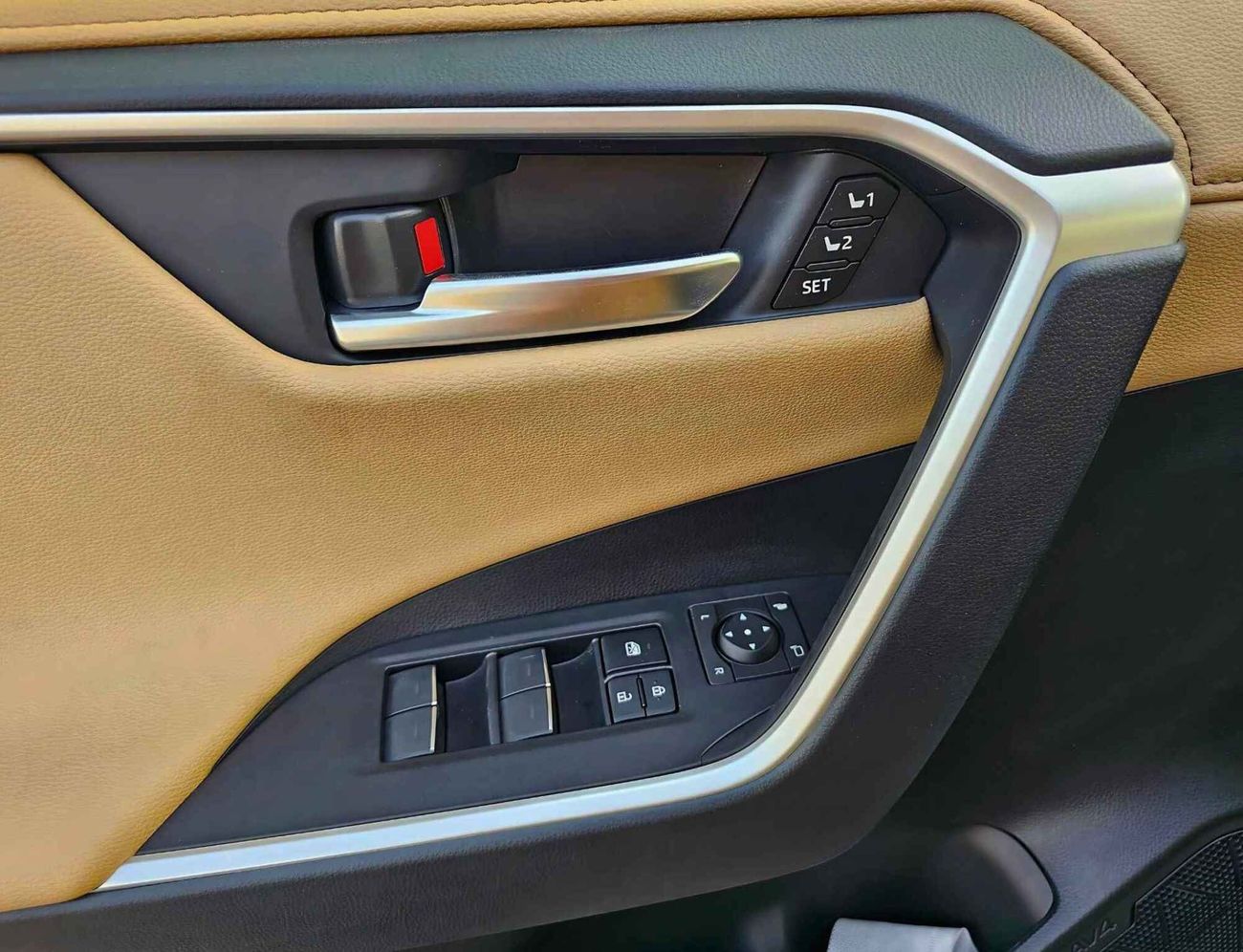 تويوتا راف ٤ Limited, 2.5L Hybrid, Driver Power Seat / Full Option With Panoramic Roof (CODE # 68055)