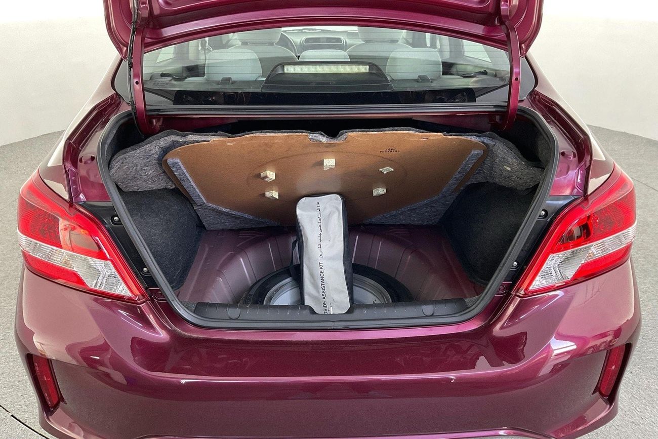 بي أم دبليو 318i Standard | ضمان مجاني لمدة عام | 0 دفعة أولى