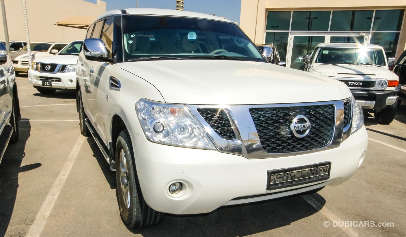 Nissan Patrol SE