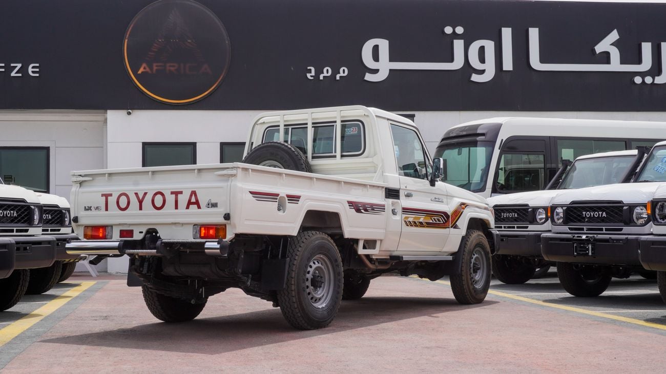 Toyota Land Cruiser Pick Up