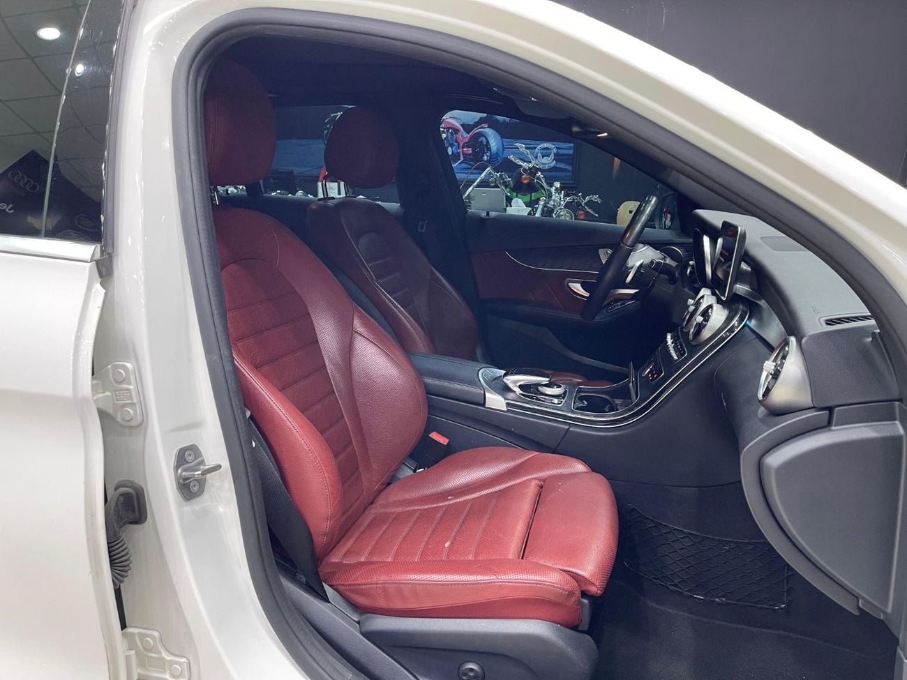 مرسيدس بنز C 200