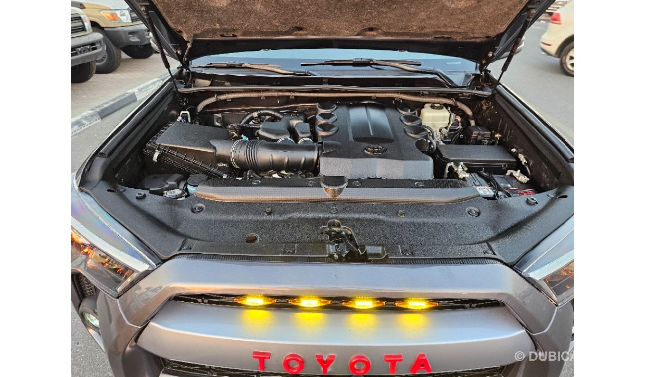 Toyota 4Runner 2022 Model TRD full option 4x4 , sunroof and Push button