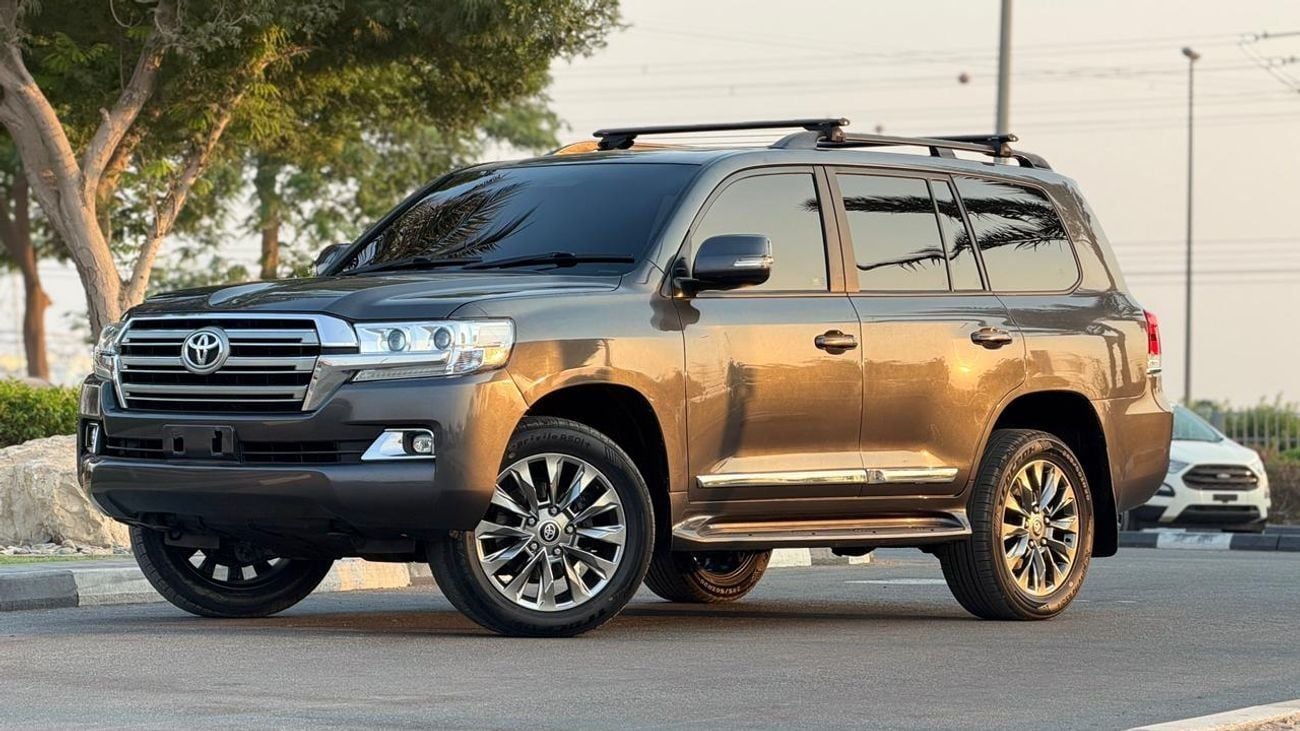 Toyota Land Cruiser PUSH START | SUNROOF | AUTO TRANSMISSION | 4.5L | POWER WINDOWS |