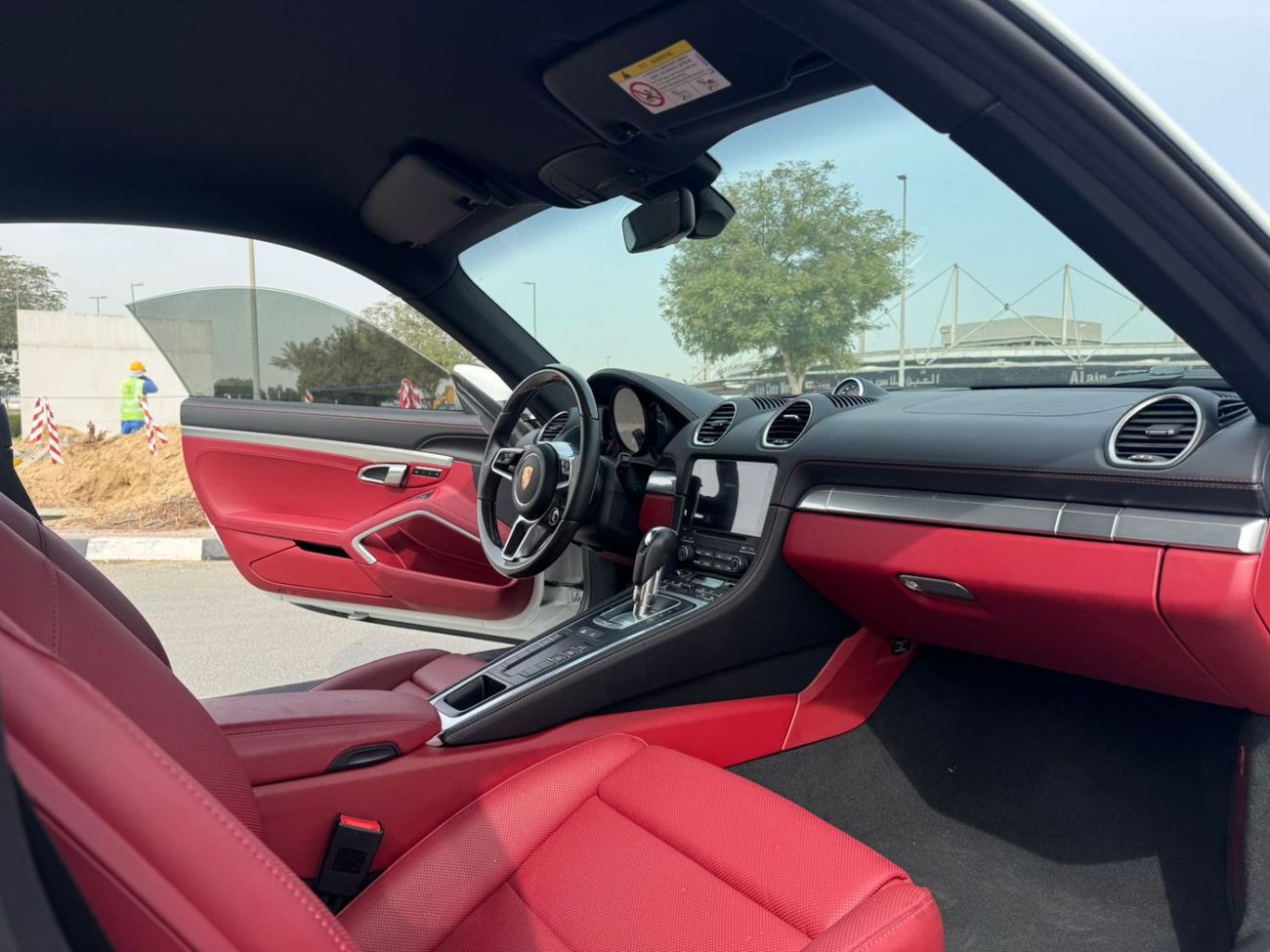 بورش كايمان 718 Std 2.0L A/T