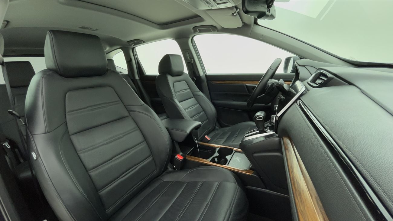 هوندا سي آر في TOURING 2.4 | بدون دفعة مقدمة | اختبار القيادة في المنزل