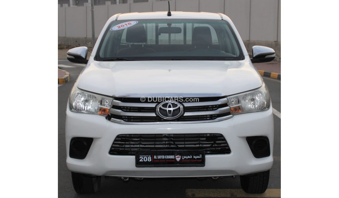 Toyota Hilux Toyota Hilux 2016 GCC double cabin, full automatic, in excellent condition, without accidents, very 