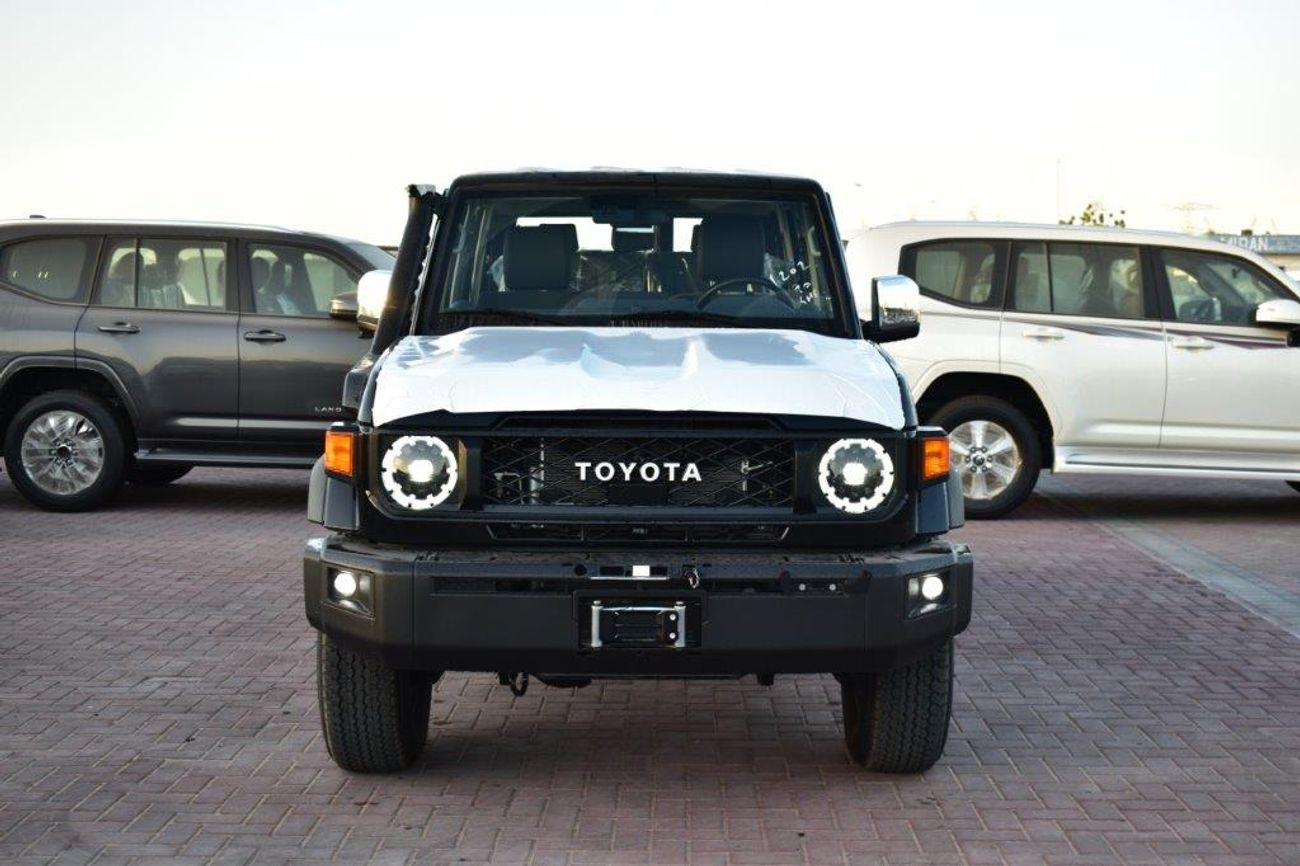 Toyota Land Cruiser 70 2025 TOYOTA LAND CRUISER 76 HARDTOP 40TH ANNIVERSARY LX-Z 2.8L DIESEL 4WD 5-SEATER AUTOMATIC