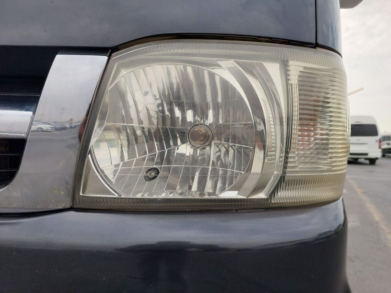 Toyota Hiace (RAMADAN OFFER) TOYOTA HIACE VAN RHD 2006 MODEL 2.0 L PETRO AUTOMATIC(PM49614)