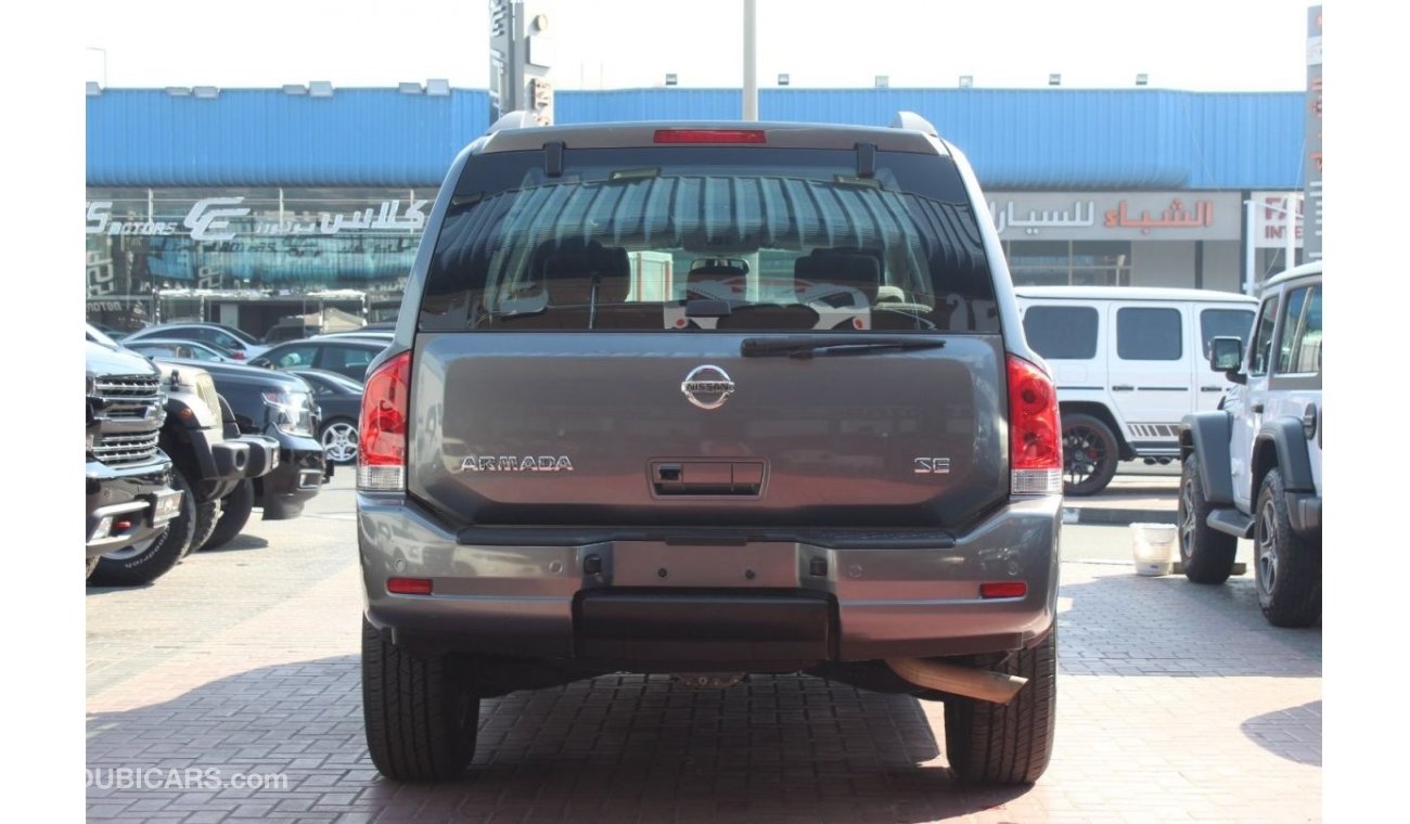 Nissan Armada SE FULLY LOADED GCC 2013 MINT IN CONDITION