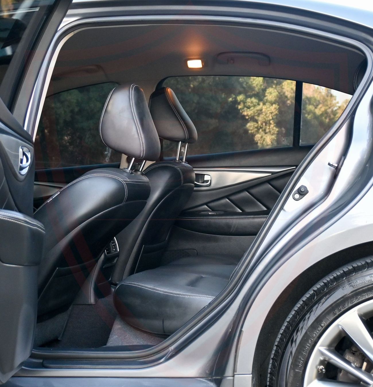 إنفينيتي Q50 Luxe 2.0L