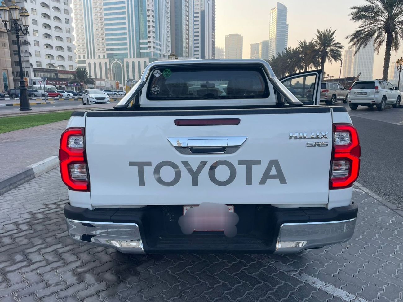 Toyota Hilux Toyota Hilux D4D Engine 2.8 Diesel Transmission colour white Automatic Interior Black D4D 4DOOR 5sea