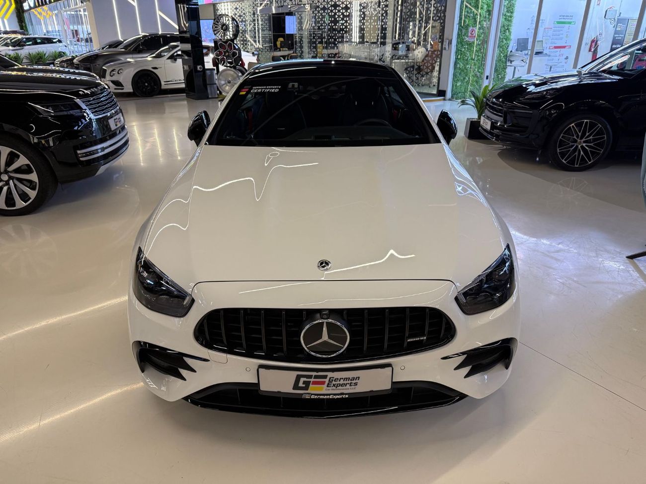 مرسيدس بنز E 53 AMG 2023 Mercedes Benz E53 AMG - 2 Years Warranty - Mint Condition