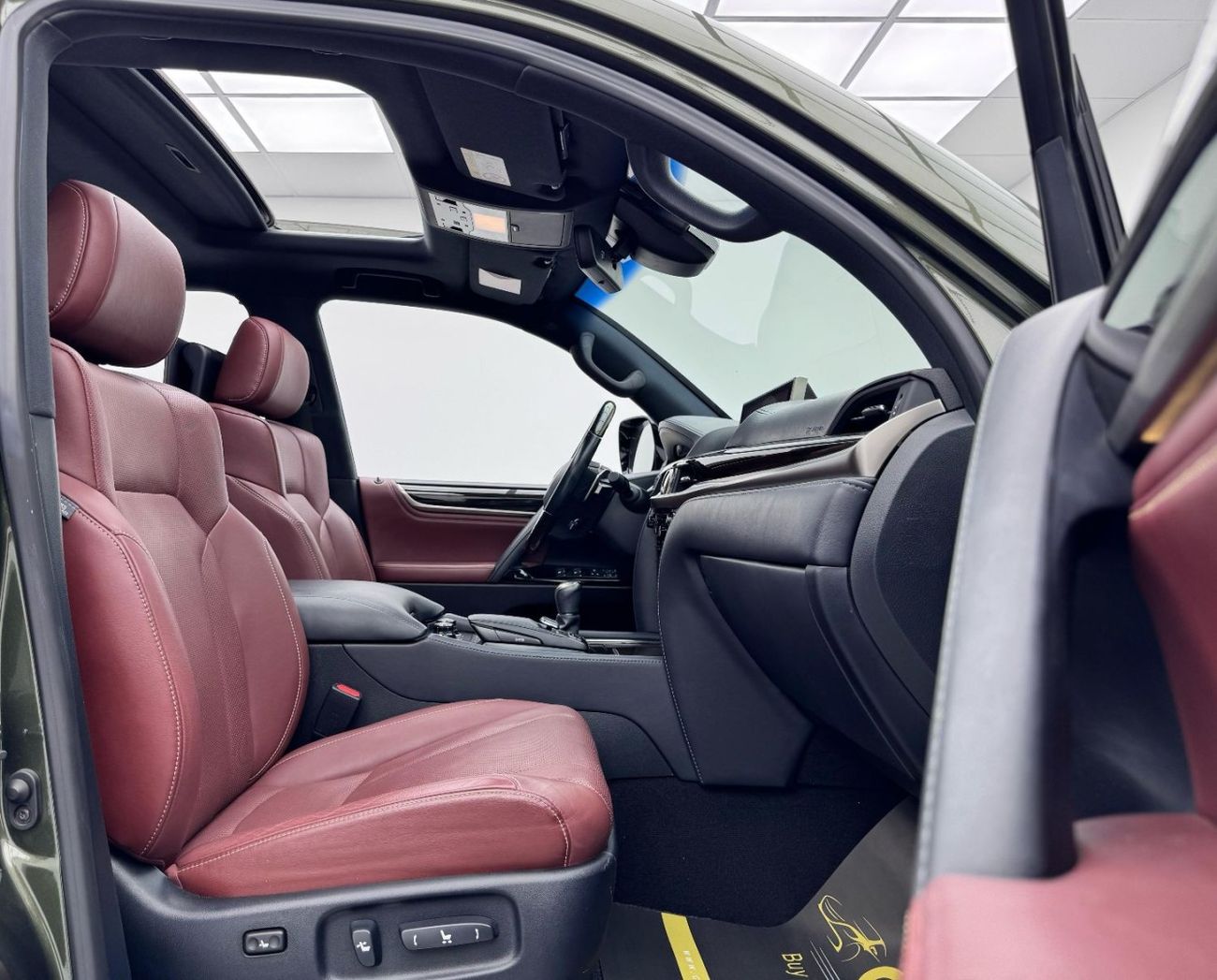 Lexus LX 570 Platinum Signature Edition 2021 Lexus LX570 Platinum Signature Edition, Warranty, Full Lexus Service