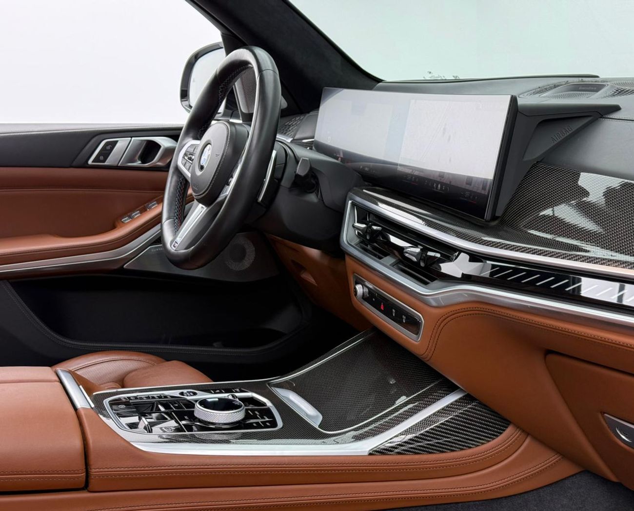 BMW X7 M60i, 4.4 Automatic. 7seats . All Wheel Drive.5doors