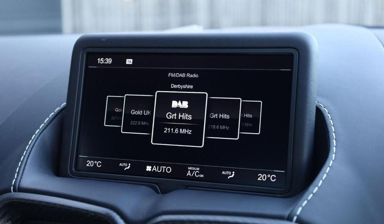 Aston Martin Vantage 2dr 5.2 RIGHT HAND DRIVE