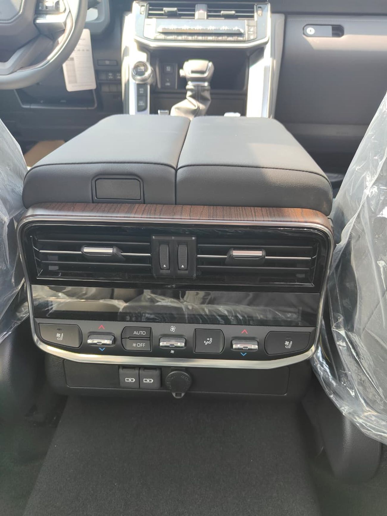 تويوتا لاند كروزر Toyota Land Cruiser VXR 3.5L