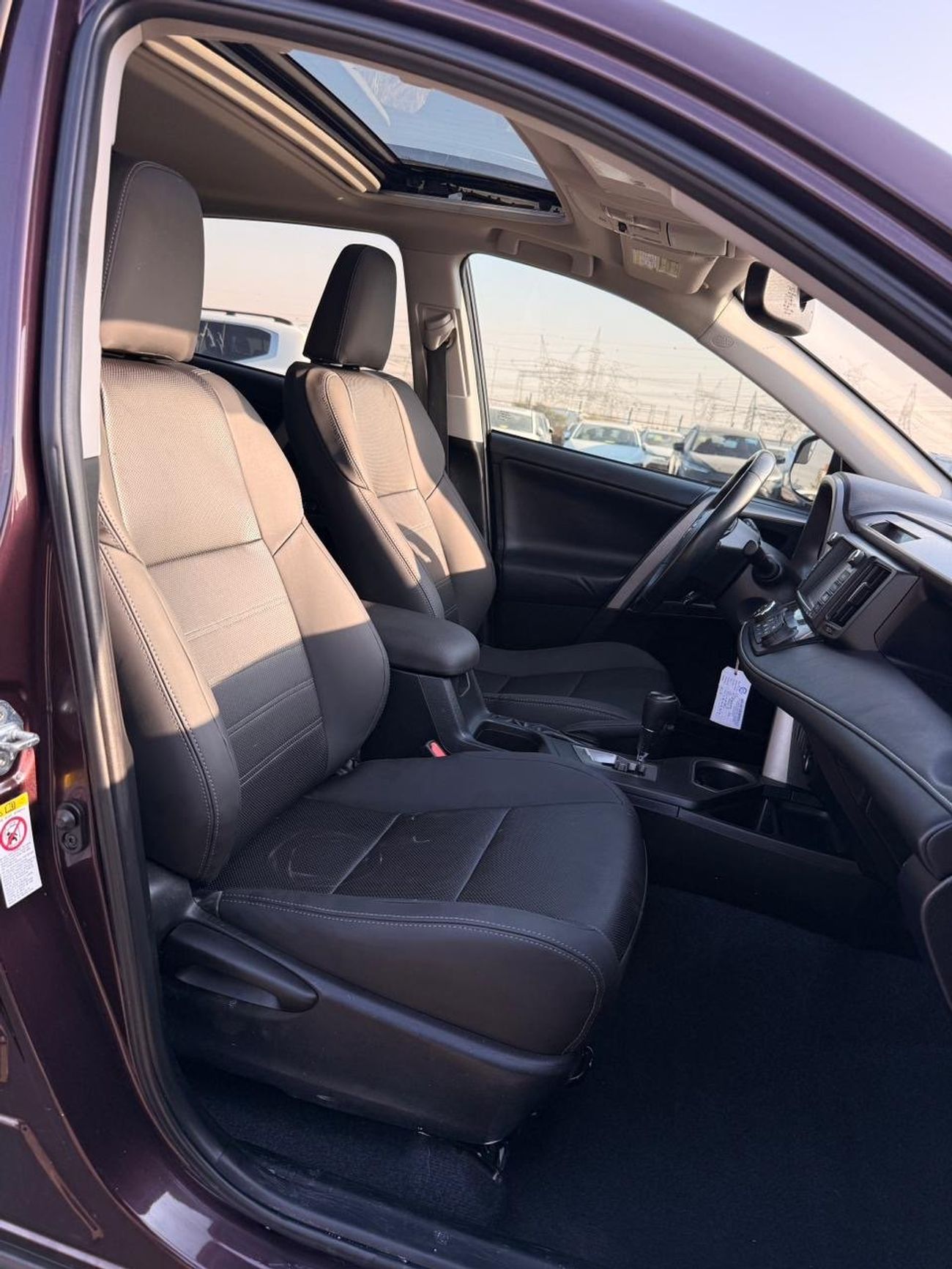 Toyota RAV4 XLE Full Option