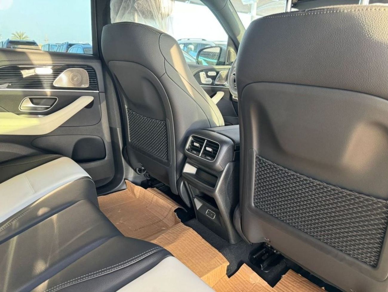 مرسيدس بنز GLE 450 2024-Mercedes Benz GLE 450 D