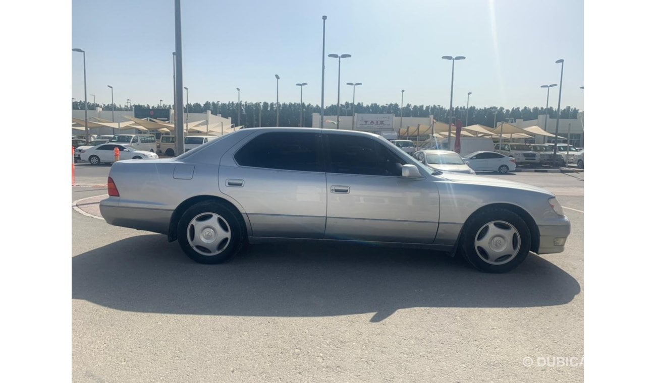 Lexus LS 400 Lxus LS 400 1998 full options vary good condition