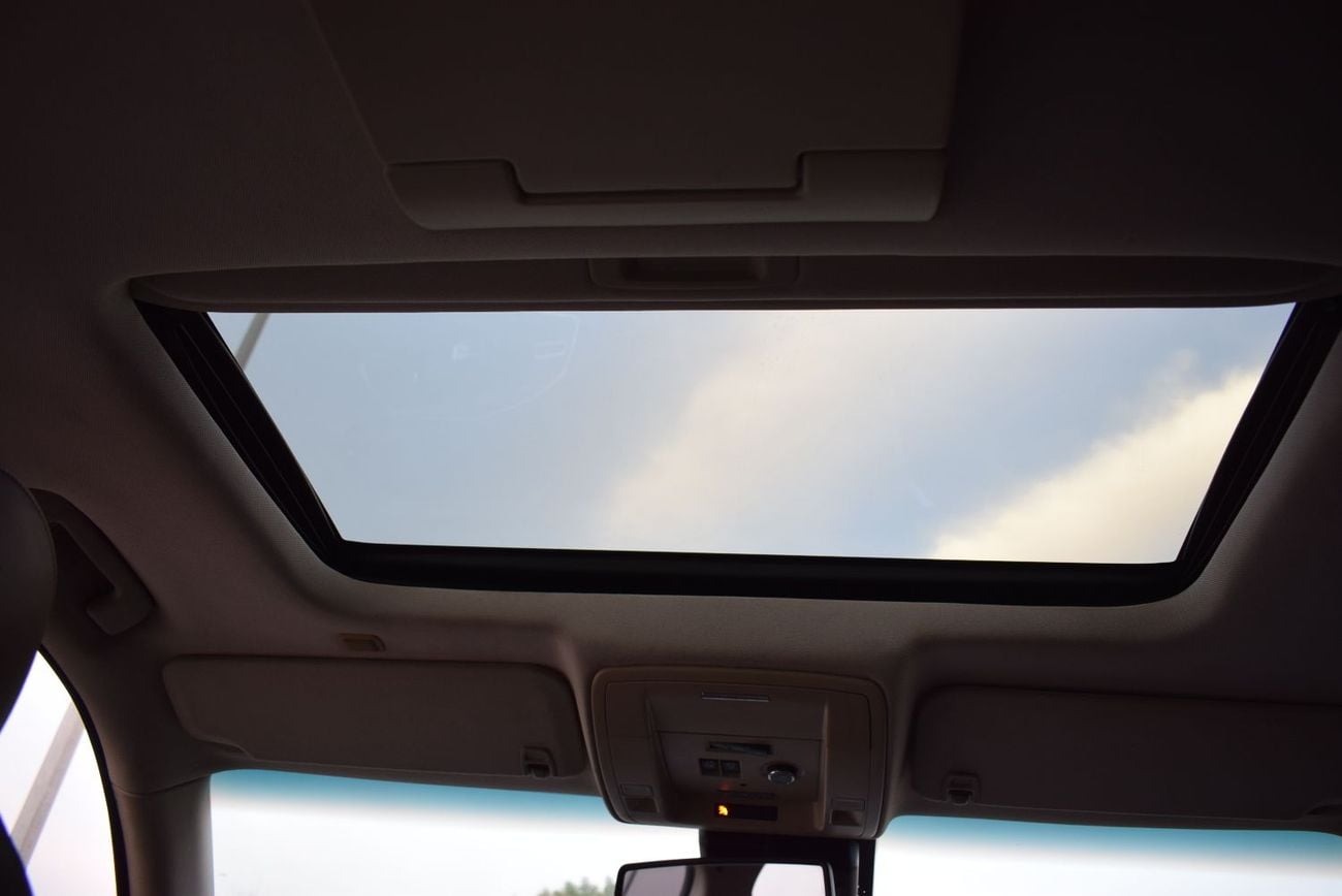 Cadillac Escalade ESV PREMIUM Cadilac Escalade, model: 2016.