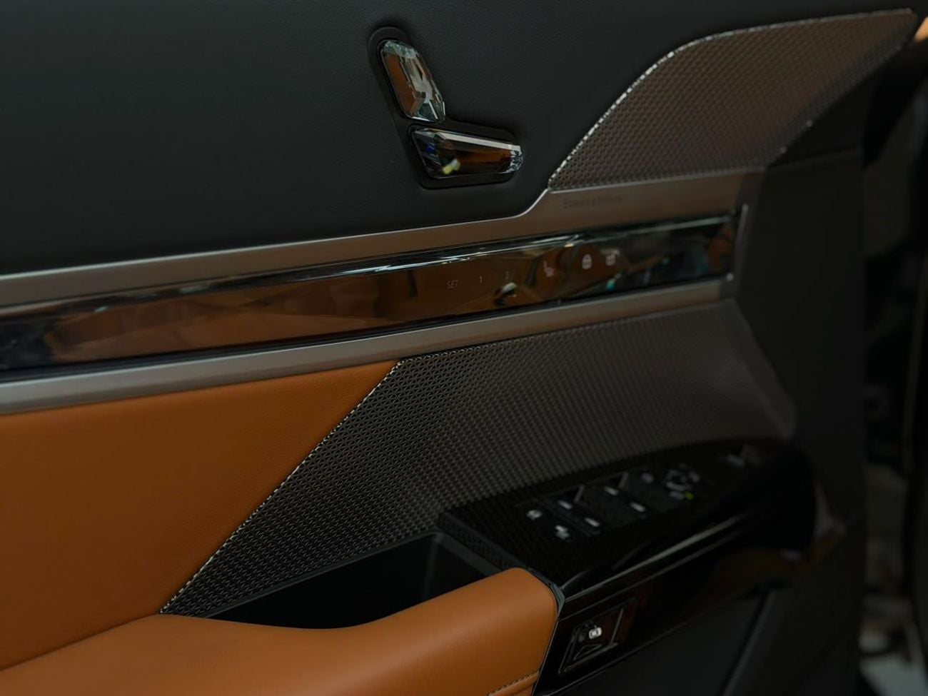 BMW 735i BUSINESS EXCELLENCE, миниатюра 6