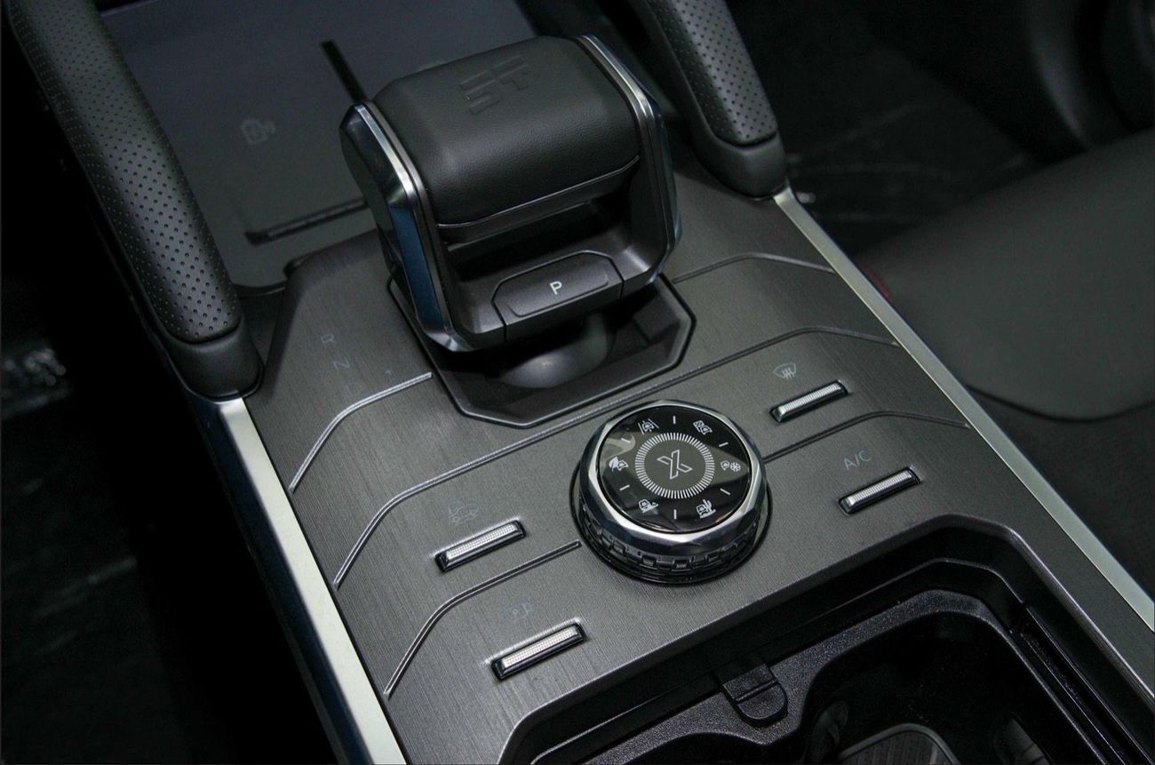 Jetour T2 Luxury 2.0L HI DCT A/T Petrol