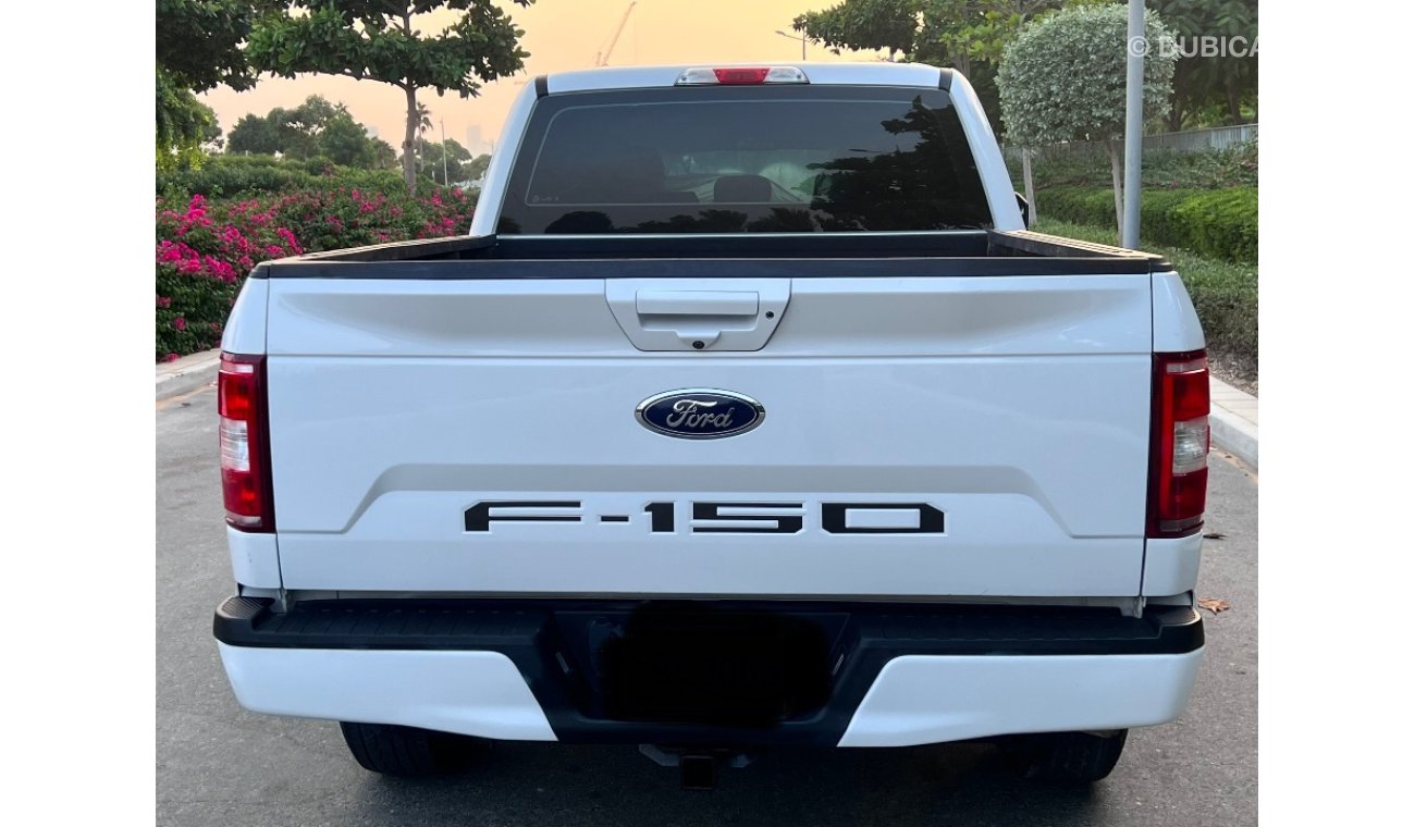 فورد F 150 بيك اب فورد XLF150 وارد امريكي باب ونص بحالة جيد جدا