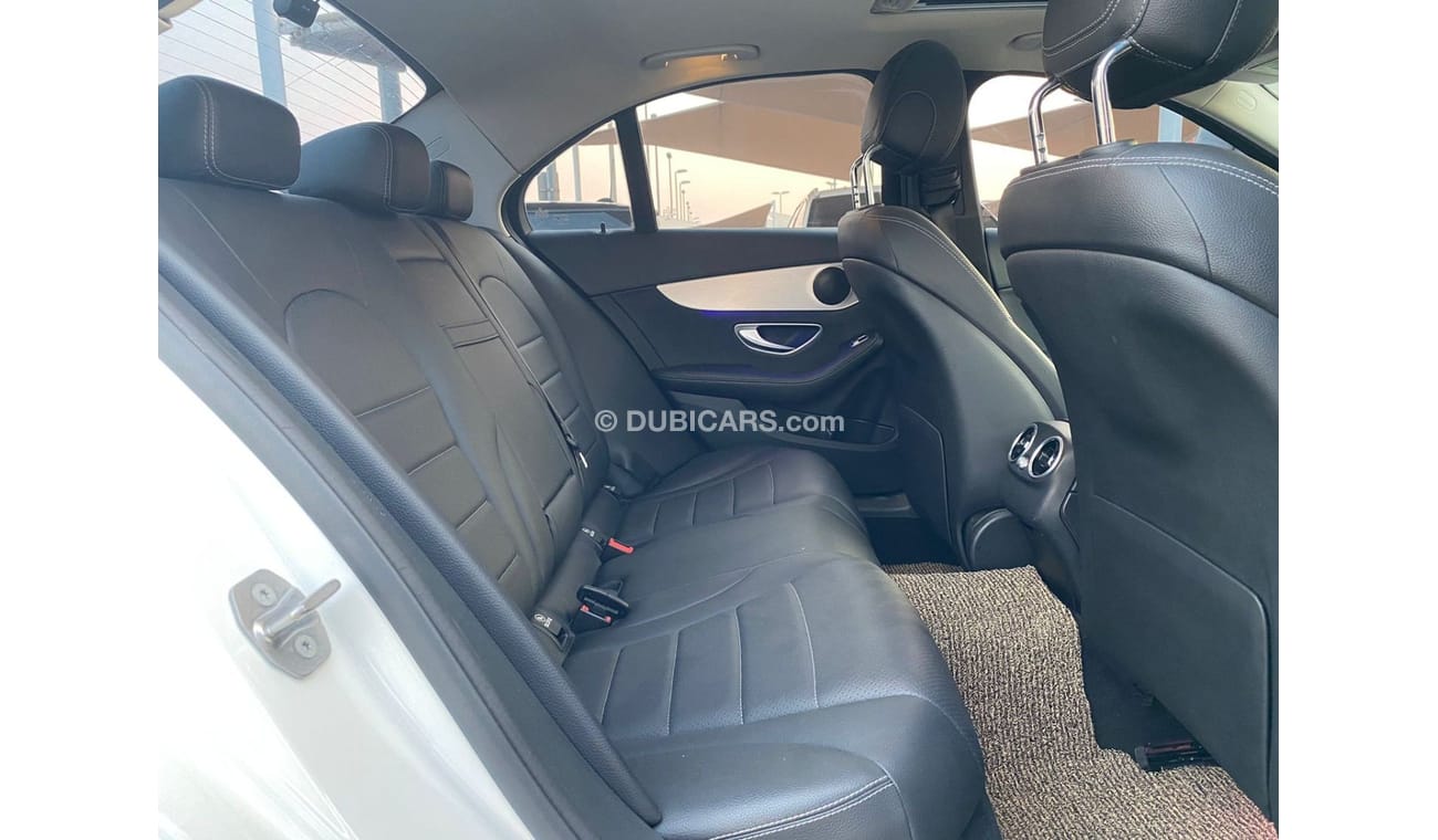 مرسيدس بنز C 220