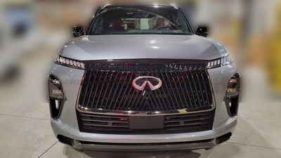 إنفينيتي QX80 كراسي كابتن أوتوجراف | ضمان لمدة عامين + خدمة متوفرة | تمويل داخلي