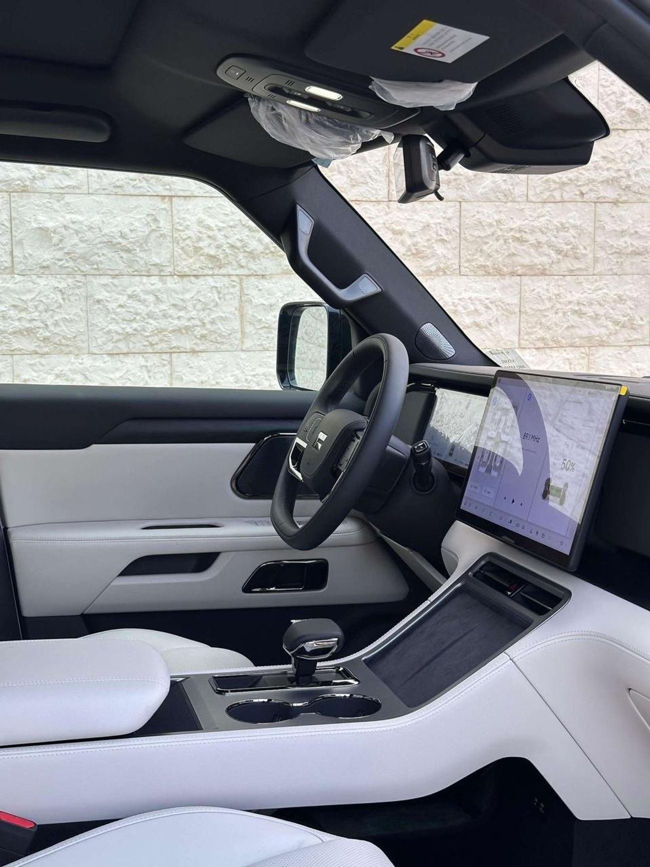 روكس 01 روكس 01 موديل 2026 ابيض ىن داخل ابيض