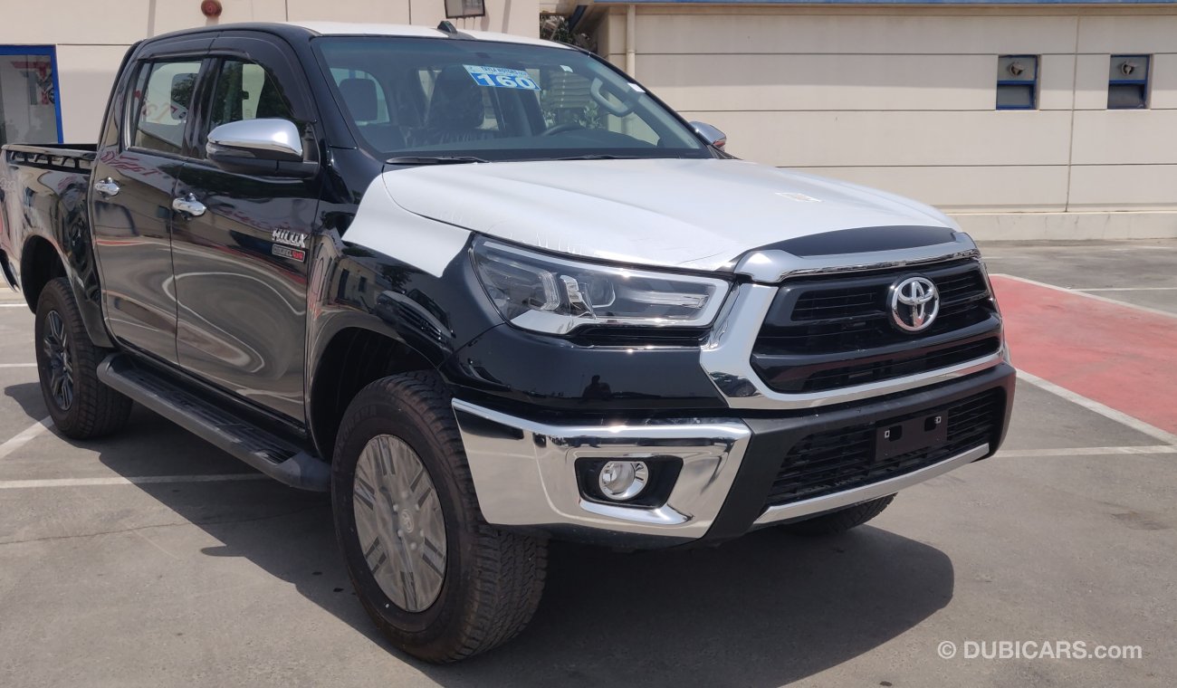 تويوتا هيلوكس Toyota Hilux 2.4L Manual Full Option