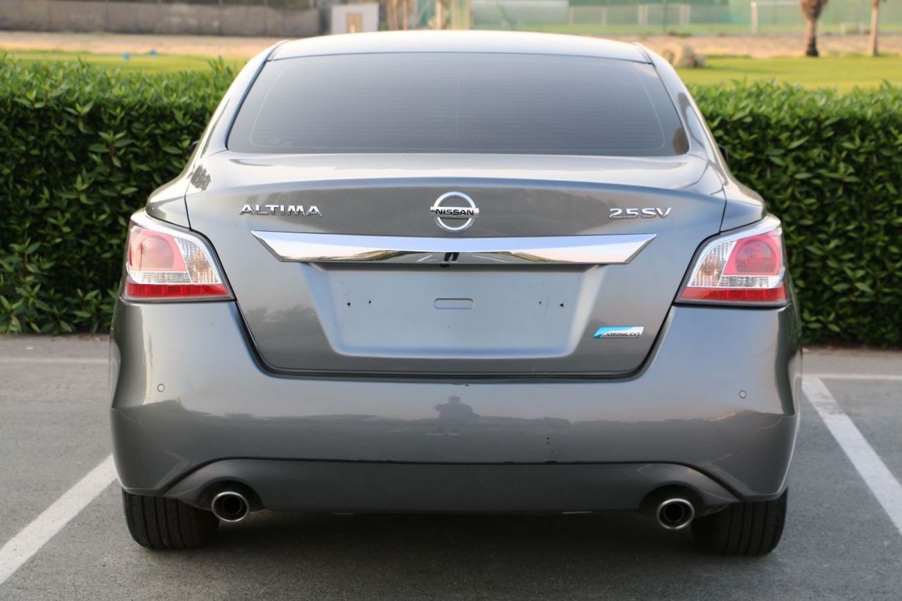 Nissan Altima SL NISSAN ALTIMA 2015 GCC PERFECT CONDITION WARRANTY CHASSIS AND GEAR AND MACHINE