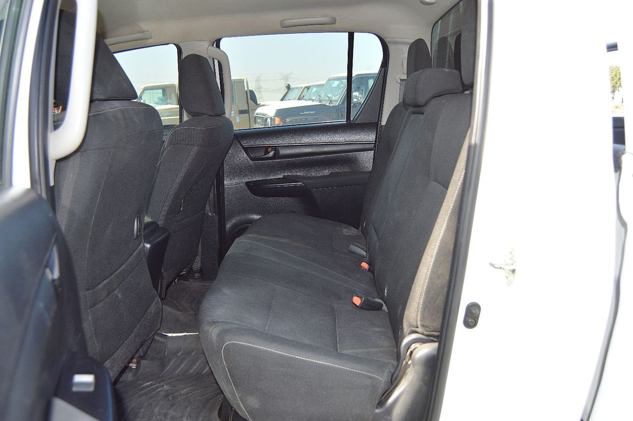 تويوتا هيلوكس DLS Double Cabin  Right Hand Drive  Year: 2020 Engine:  2.8L/ V4