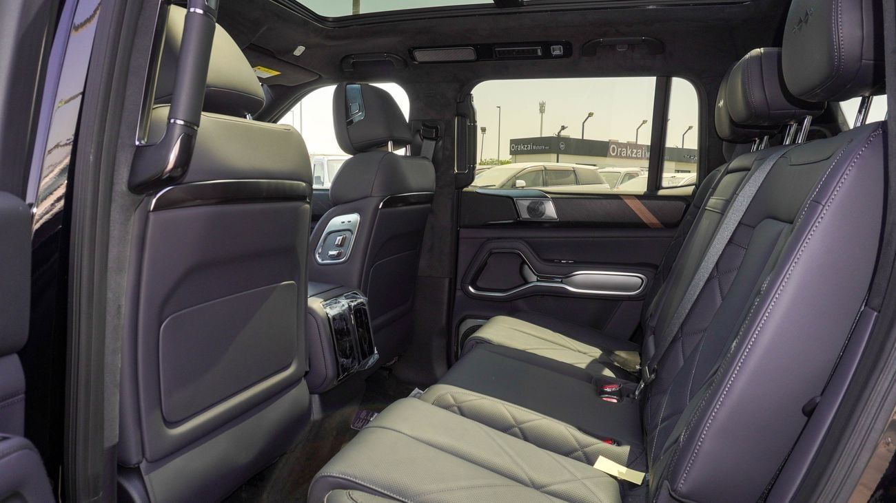 BYD Leopard 8 Brand New BYD Lepoard Ultra EV 2025 Export 4WD A/T|Black/Black|N-LEOP-UL5-EV-25|