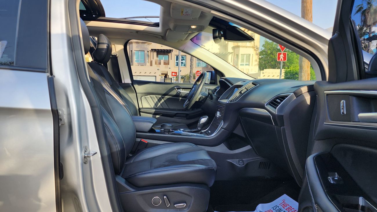 Ford Edge Sport 2.7L turbo/Service Contract