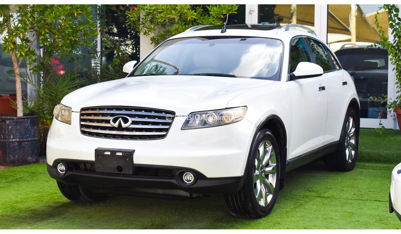 Infiniti FX45 2005 model, number one, leather hatch, sensors, wheels, in excellent condition