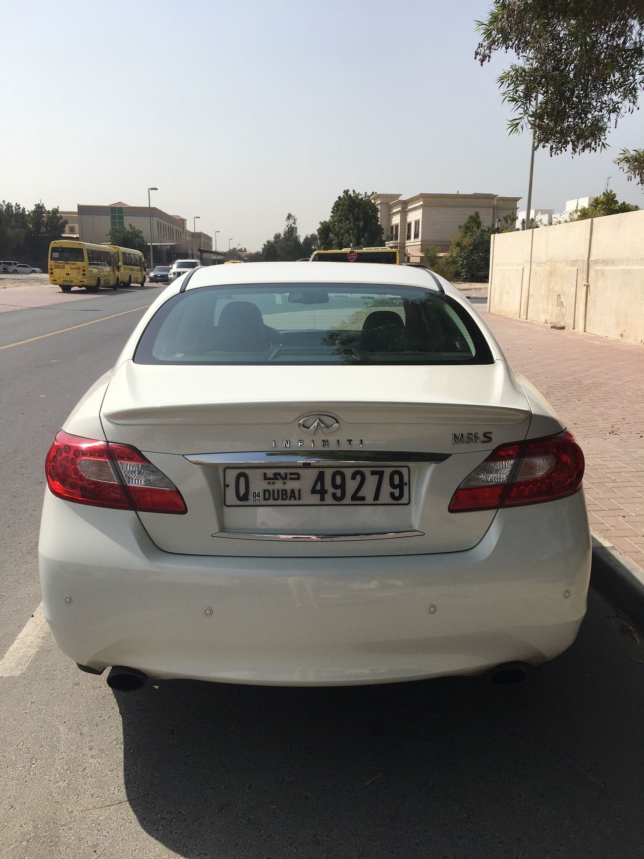 Infiniti M56