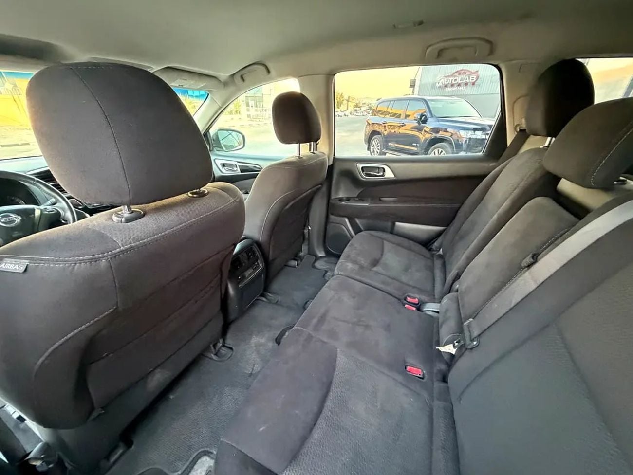 Nissan Pathfinder SV GCC Specs