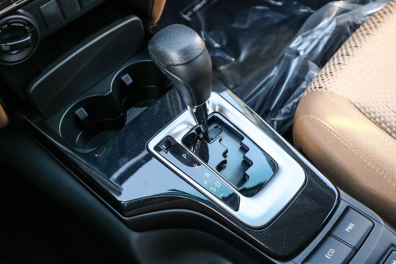 Toyota Fortuner EXR 2.7L (160 HP)  Toyota Fortuner (TGN156) – 2.7L Petrol – SR5 – 4WD – White – 2025 Model