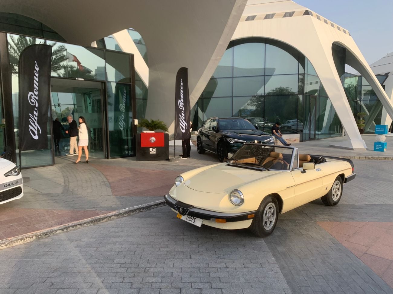 ألفا روميو سبايدر veloce 2.0