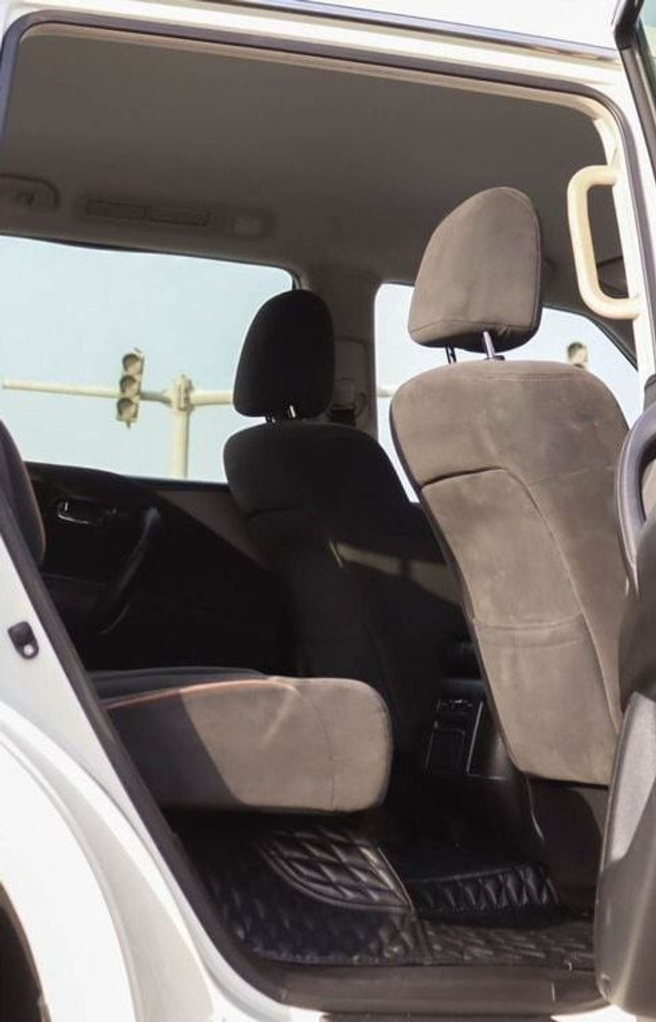 Nissan Patrol XE T1 5.6L Nissan Patrol 5.6L, V8, 2019, GCC,  Original Paint, accident-free, in excellent condition