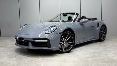 بورش 911 Turbo S 3.8L (640 HP) Convertible
