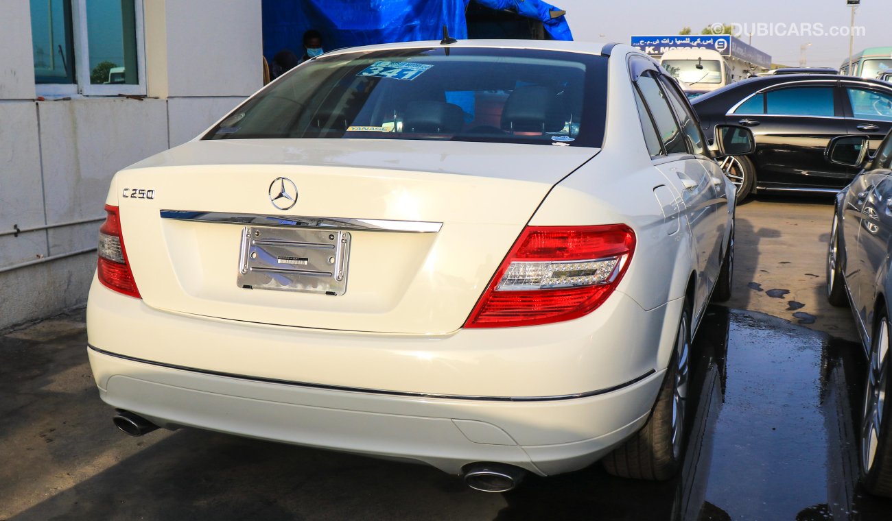 مرسيدس بنز C 250