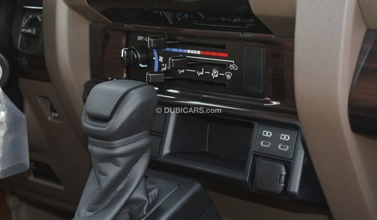 Toyota Land Cruiser Pick Up LC79 Pickup 4.0L A/T Petrol 2024 Model Full Option