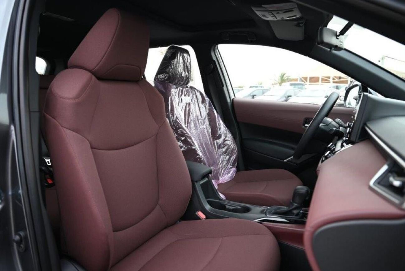 تويوتا كورولا كروس Hybrid XLE 1.8L Petrol Automatic