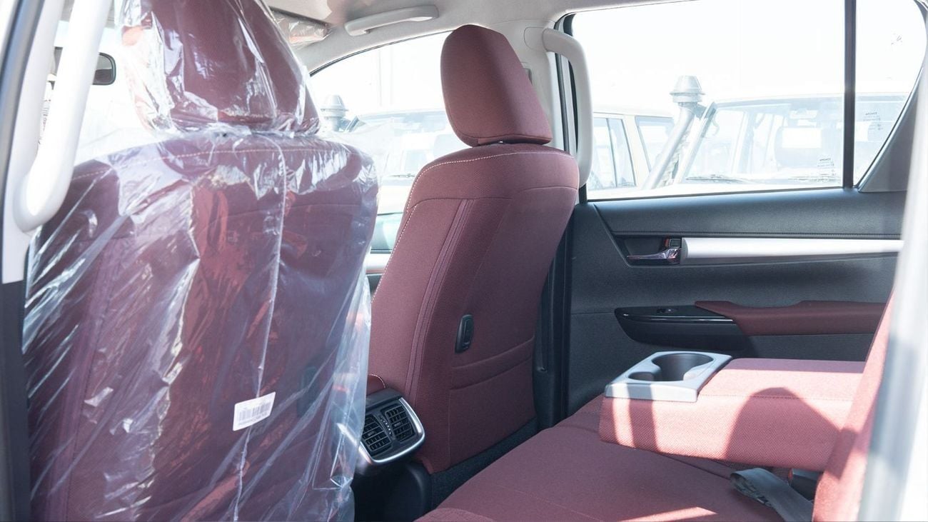 تويوتا هيلوكس 2025 Toyota Hilux SGLX 2.7L MT Petrol with Ventilated Seat