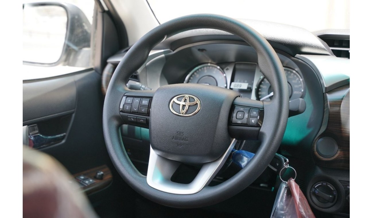 تويوتا هيلوكس TOYOTA HILUX 2.8L MANUAL 4WD MODEL 2023 GCC SPECS FOR EXPORT ONLY