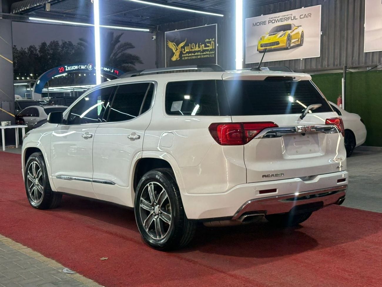 GMC Acadia DENALI